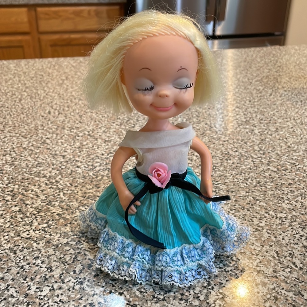 1967 doll - Picture 5 of 5